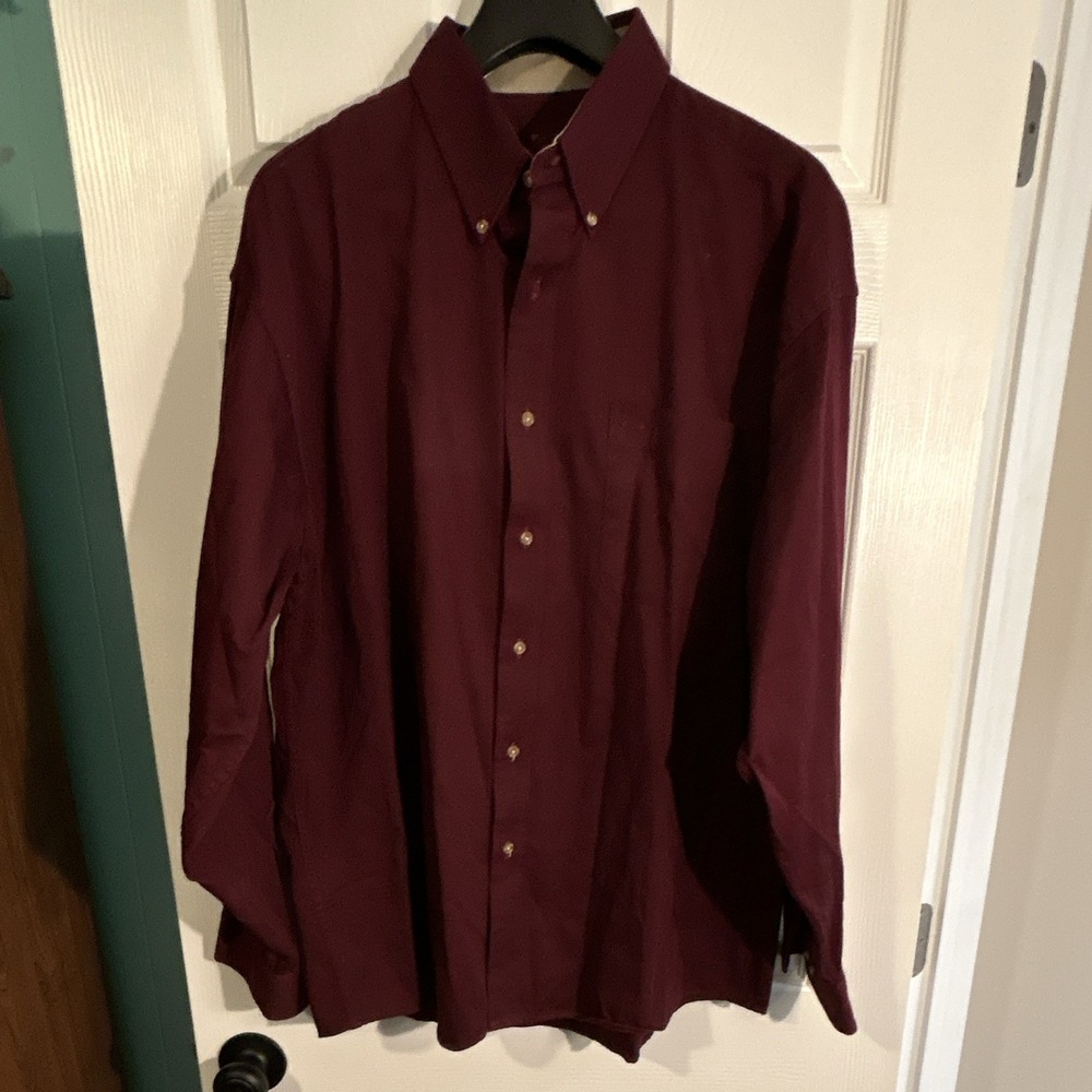 Haggar casual XL Burgundy cotton heavy weight button down shirt